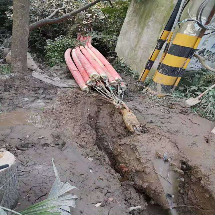 阳江矿脉拖拉管